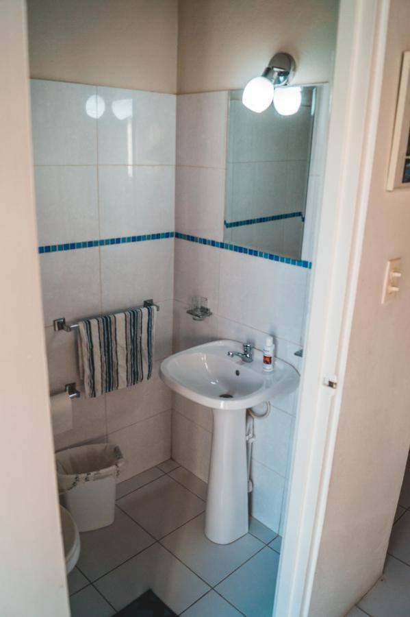 Courtesy Apartments Aruba Oranjestad Exterior photo